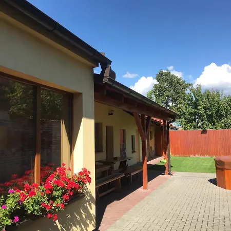 Ubytovani Salajkovi Moravská Nová Ves Exterior foto